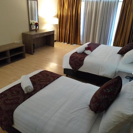 Temu Primula Hotel Kampong Seberang Timor ภายนอก รูปภาพ
