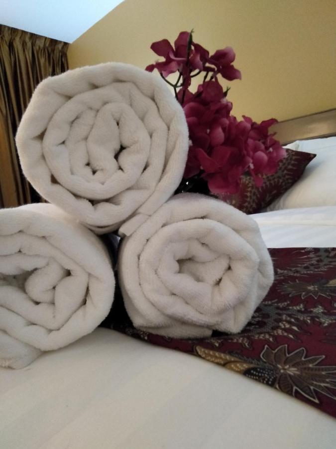 Temu Primula Hotel Kampong Seberang Timor ภายนอก รูปภาพ
