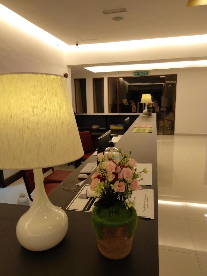 Temu Primula Hotel Kampong Seberang Timor ภายนอก รูปภาพ