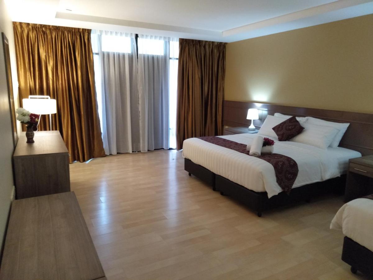 Temu Primula Hotel Kampong Seberang Timor ภายนอก รูปภาพ